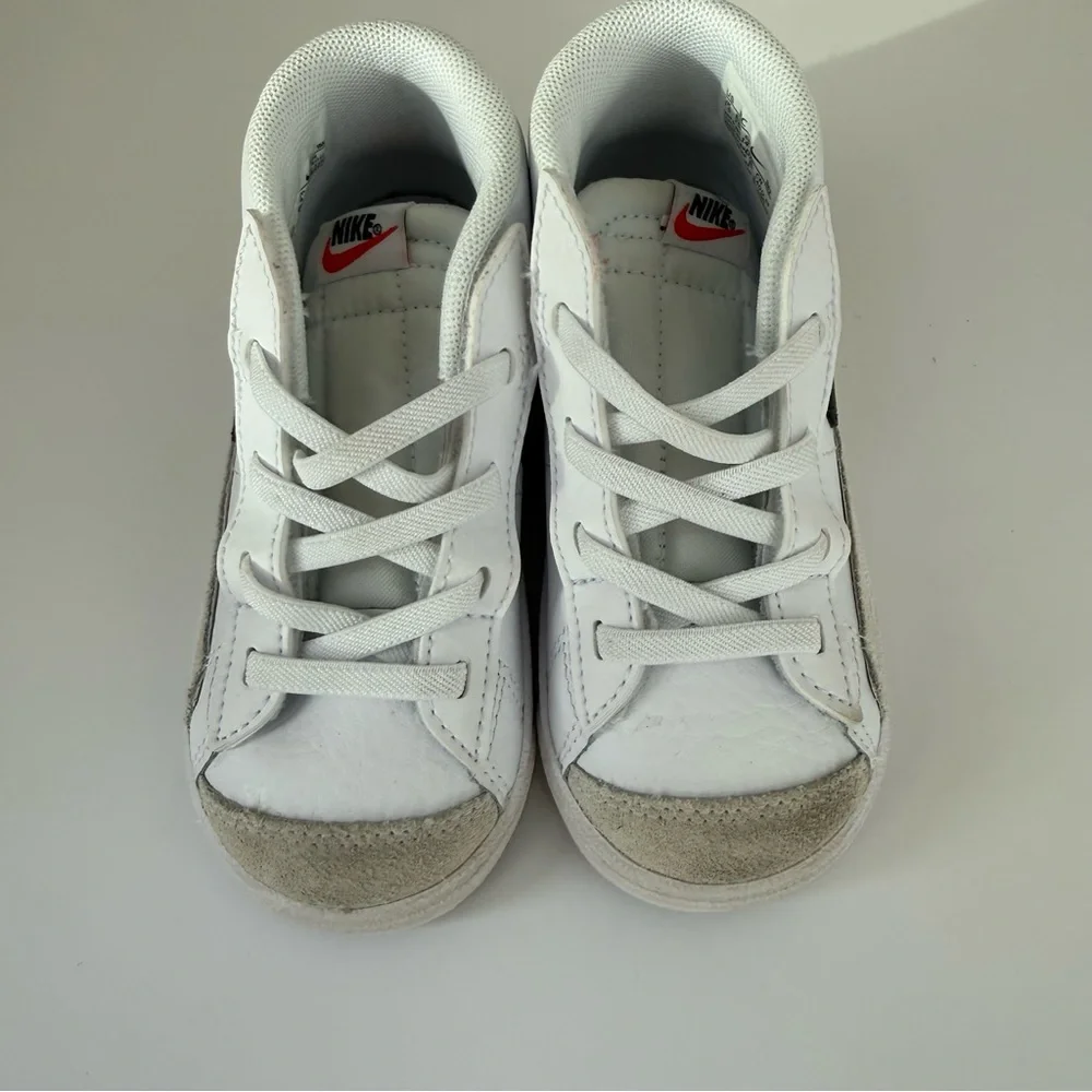 Nike Blazer Mid ’77 Toddler Sneakers White Black Size 8 Velcro - Picture 4 of 7